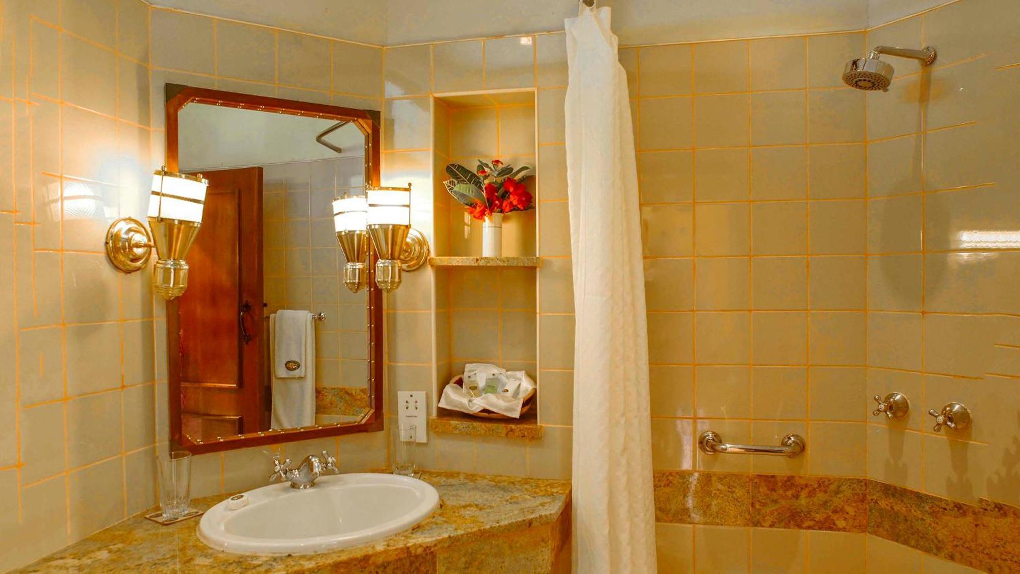 Paraa Safari Lodge エクステリア 写真